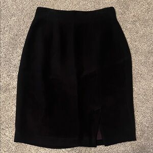 Evan Picone Classic Black Pencil Skirt